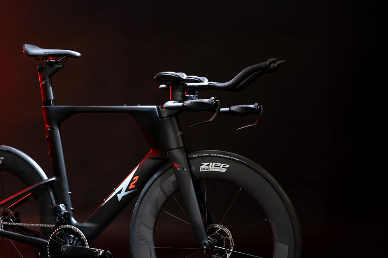 Wind-tunnel shaped. 1,250g.
